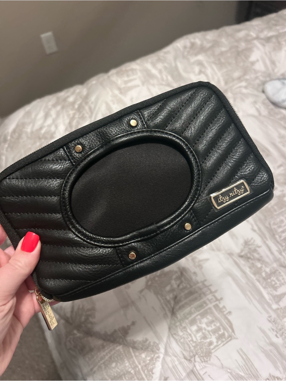 Itzy Ritzy black leather wipe holder